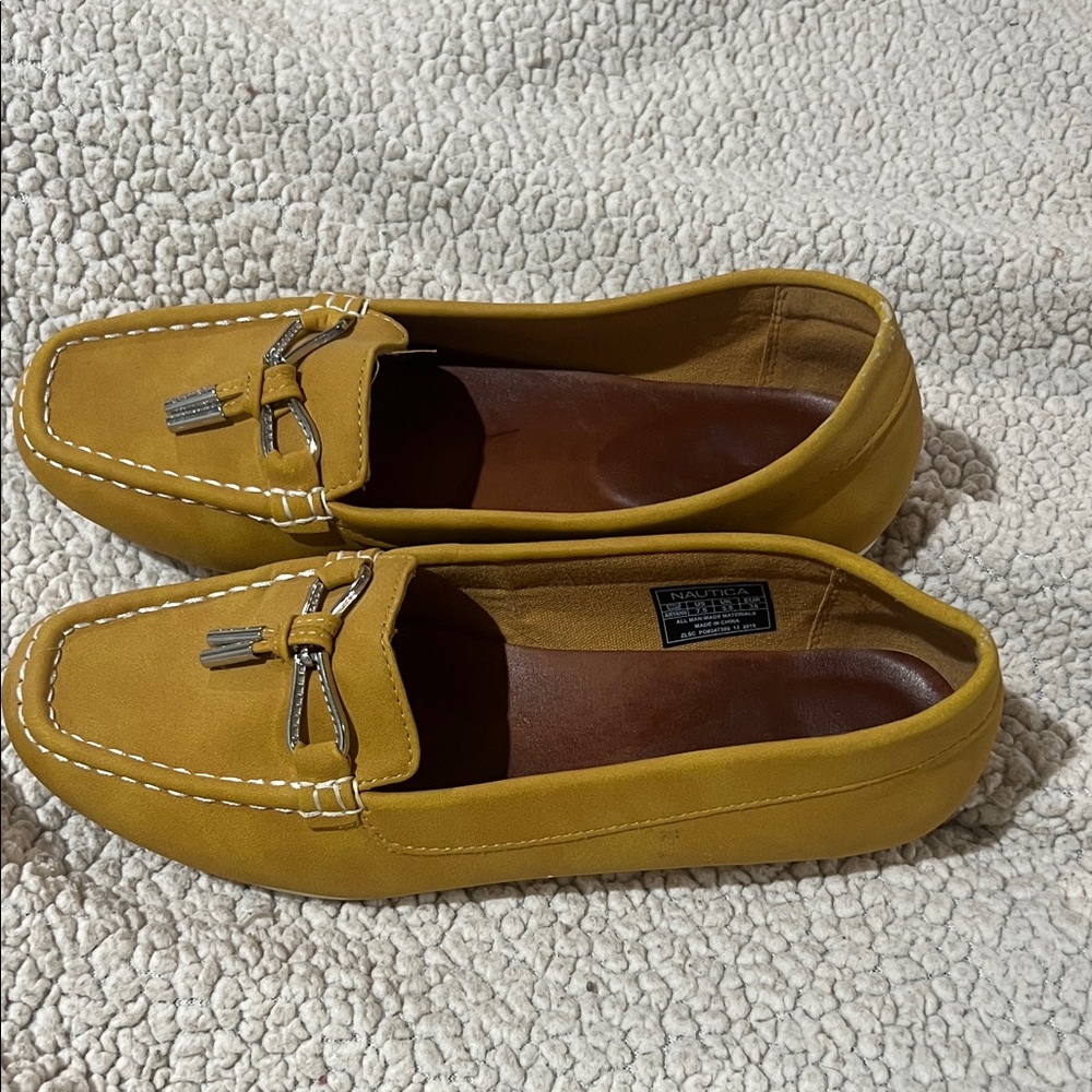 Nautica Yellow Flats Moccasin-Style Loafers
